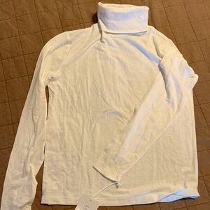 Free Assembly lightweight layering tank